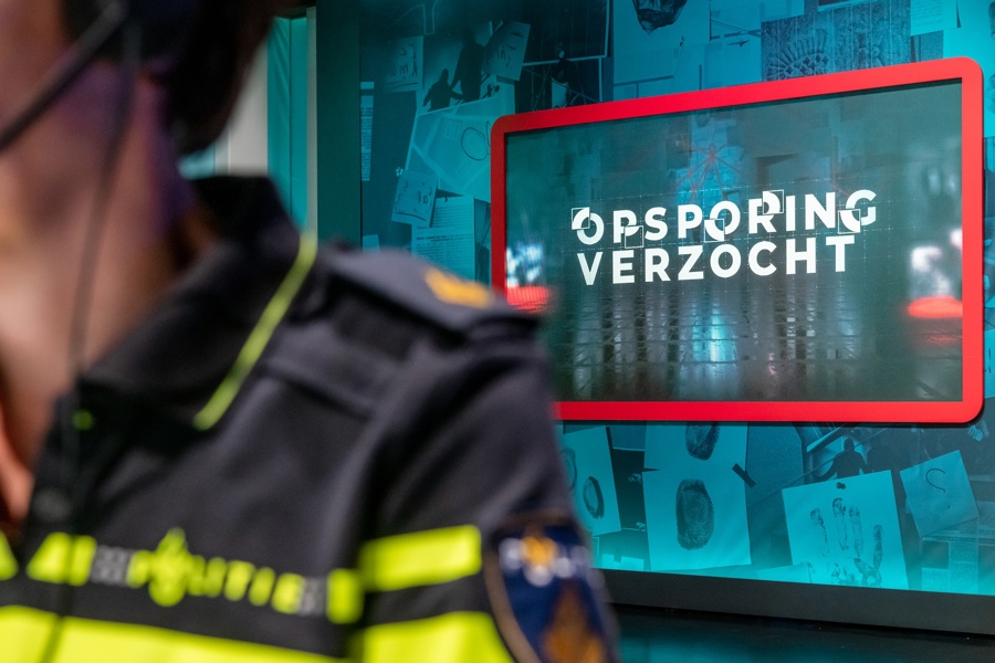 Scherm met tekst Opsporing Verzocht