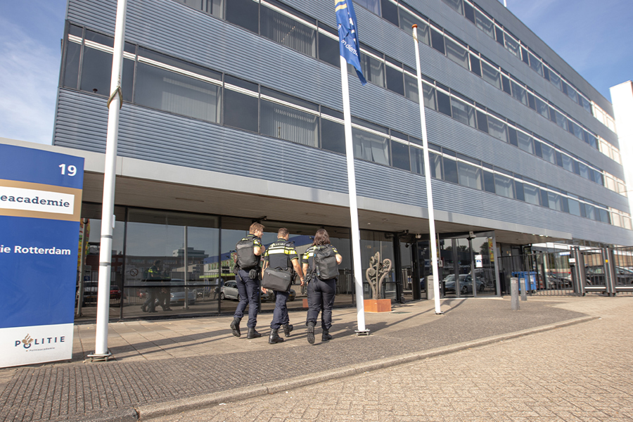 Buitenkant van de Politieacademie in Rotterdam